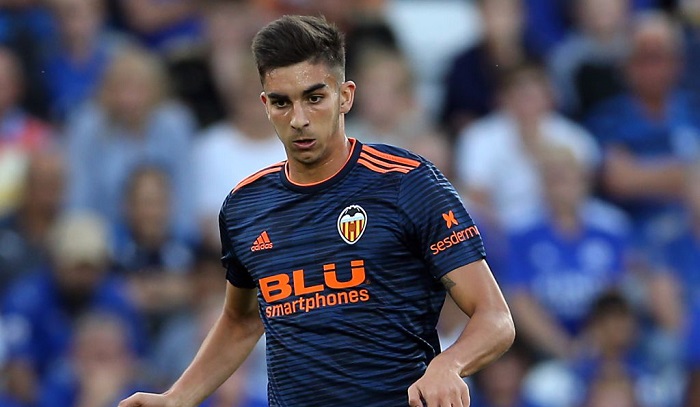 Man City lodge £20.9m bid for Valencia winger Ferran Torres