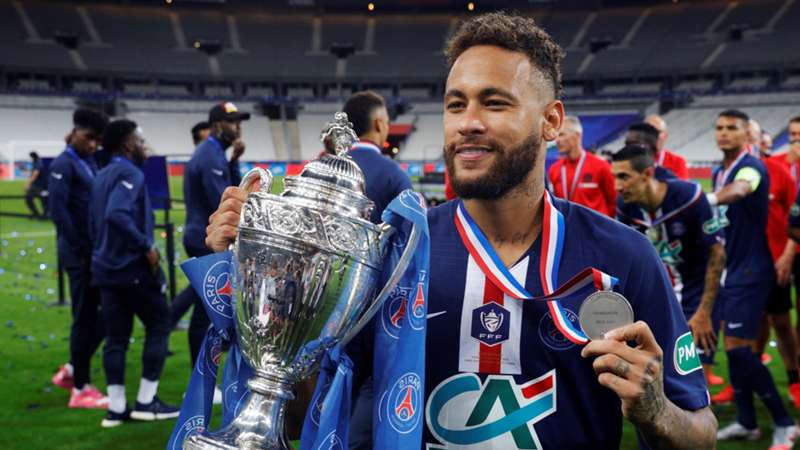 Neymar says he wants to stay at PSG