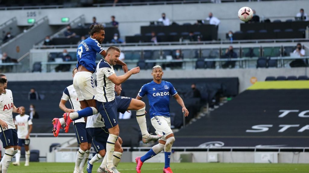 Everton grab opening win at Spurs