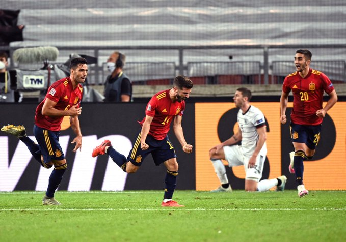 Spain earn late draw against Germany