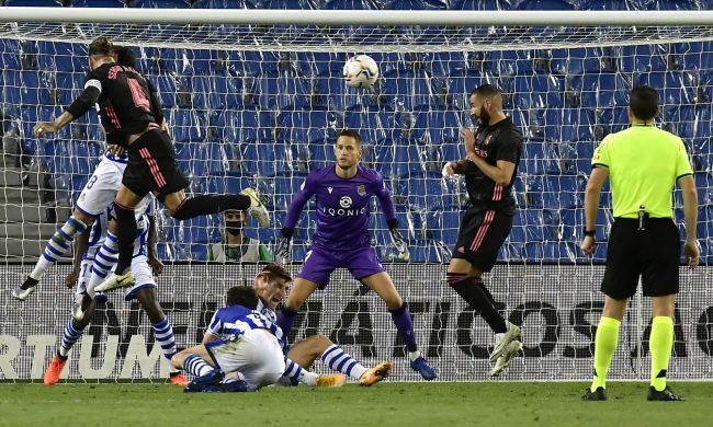 Real Madrid start La Liga title defence with goalless draw at Real Sociedad