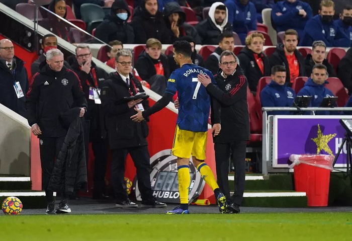 Cristiano Ronaldo and Ralf Rangnick of Manchester United