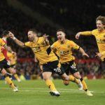 Wolves beat Man United