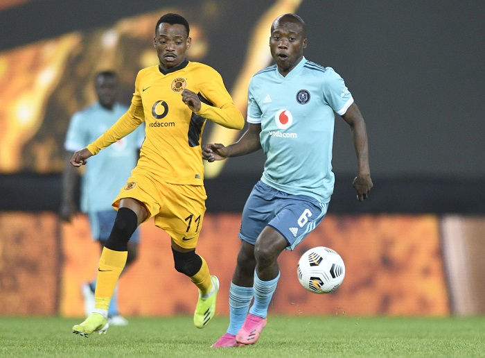 Khama Billiat of Kaizer Chiefs challenges Ben Motshwari of Orlando Pirates