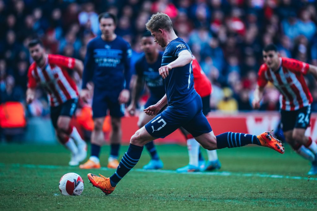 De Bruyne, Walker miss Man City training ahead of Liverpool FA Cup semi