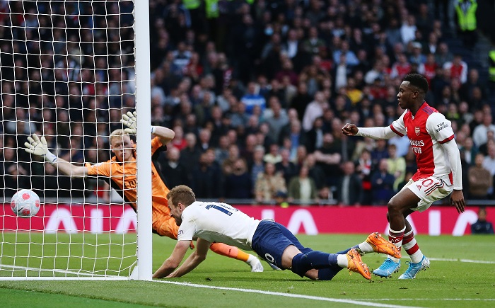 Tottenham thump Arsenal in North London derby