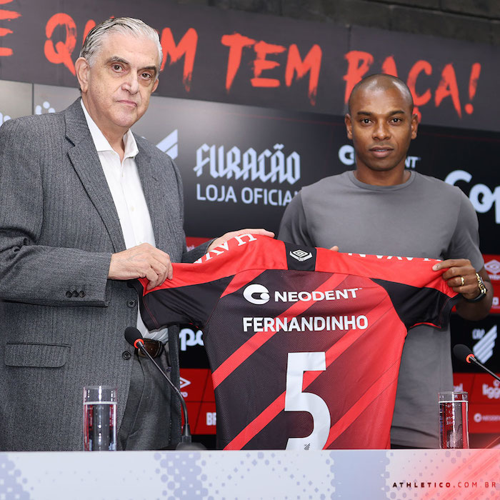 Fernandinho returns to Brazil's Athletico Paranaense