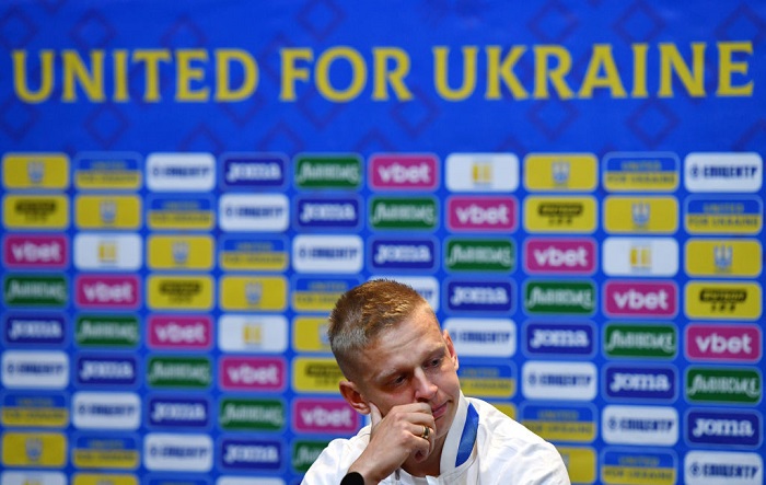 GLASGOW, SCOTLAND - MAY 31: Oleksandr Zinchenko of Ukraine speaks to the media during the Ukraine Press Conference at Hampden Park on May 31, 2022 in Glasgow, Scotland. (Photo by Mark Runnacles/Getty Images)