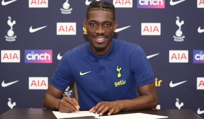 Tottenham sign Brighton midfielder Bissouma