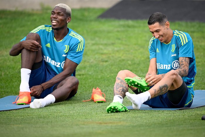 Paul Pogba’s crazy feet in training