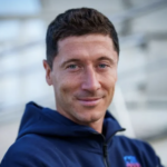 Lewandowski promises to help Barca 'return to the top'