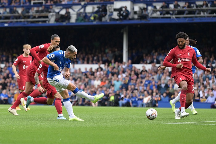 Everton vs Liverpool Spurce: Premier League twitter