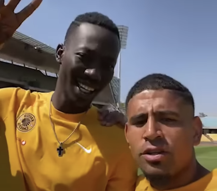 Watch: Dolly speaks seven languages with teammates