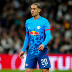 Dutch midfielder Simons extends loan at RB Leipzig