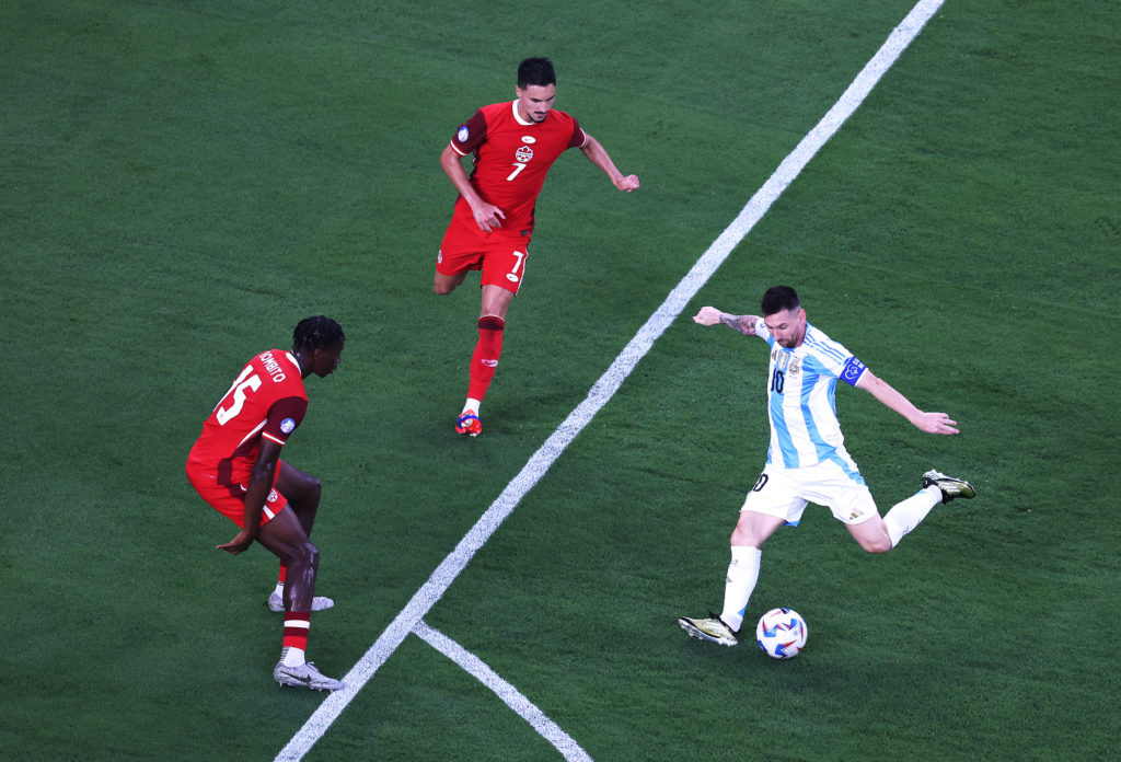 Argentina see off Canada to reach Copa America final